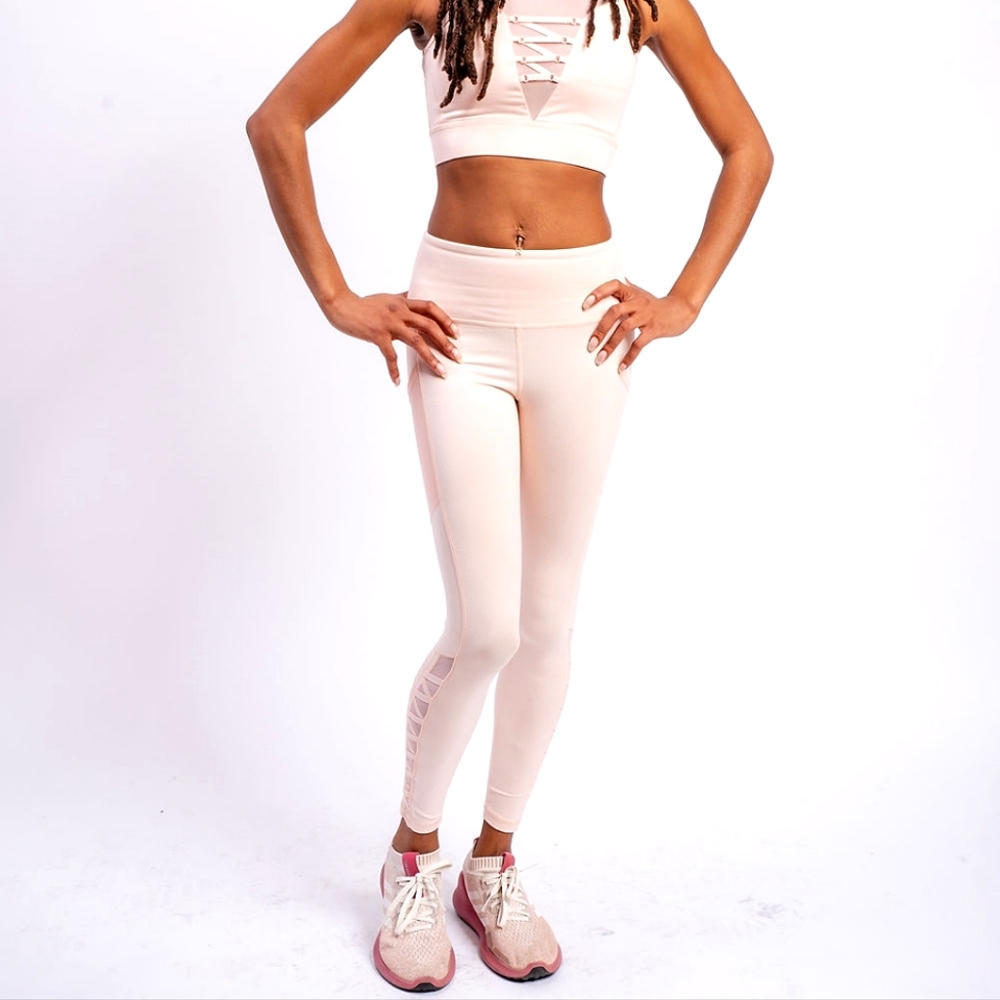 Peachy Keen Leggings